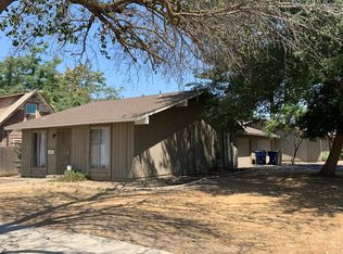 1045 E Princeton Ave, Fresno, CA 93704