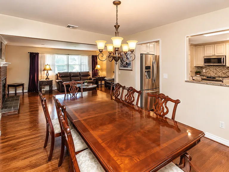 10 Roe Cir — Photo 3