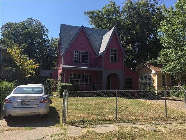 1st image of 218 E Woodin Blvd