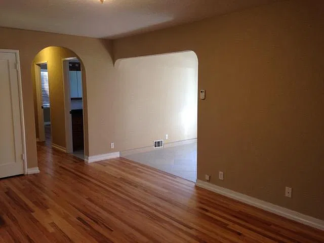 1363 Warner Ave — Photo 4