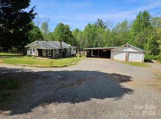 122 Ross St, Morganton, NC 28655