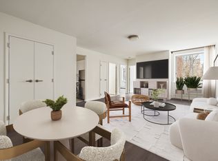194 E 2nd St APT 6A, New York, NY 10009