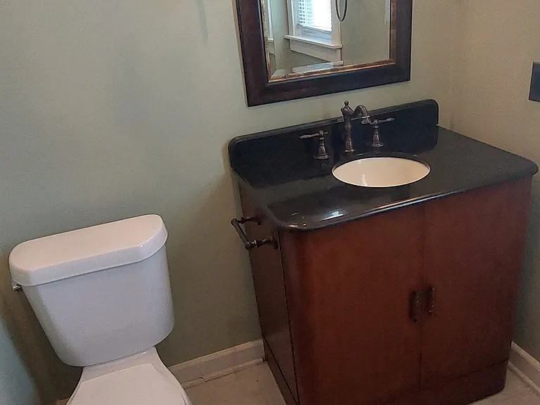 3112 Summit St — Photo 6