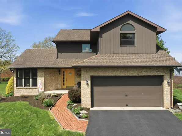 251 Stonegate Cir N #N, Chambersburg, PA 17201