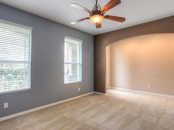 5th image of 326 Parsons Woods Dr