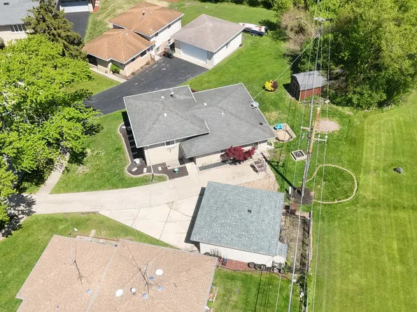 16409 Laura Ln, Oak Forest, IL 60452