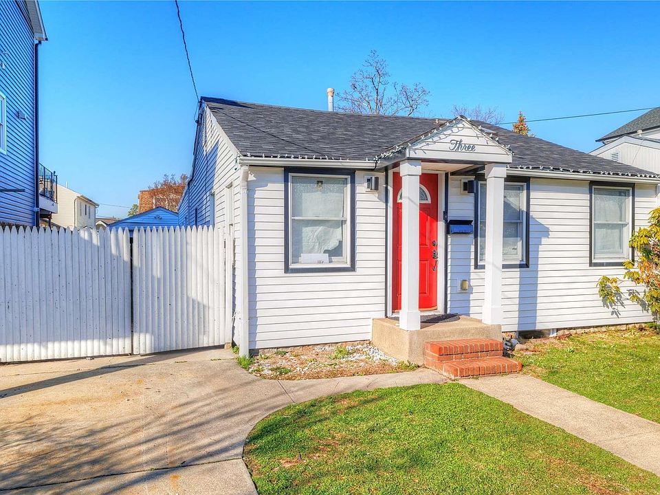 1st image of 3 E Martin Street