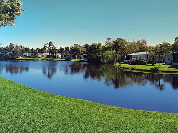 3rd image of 4525 Wood Stork Drive
