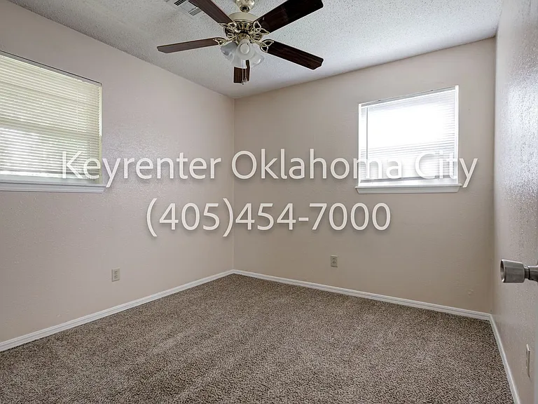 128 Mount Vernon Dr — Photo 23