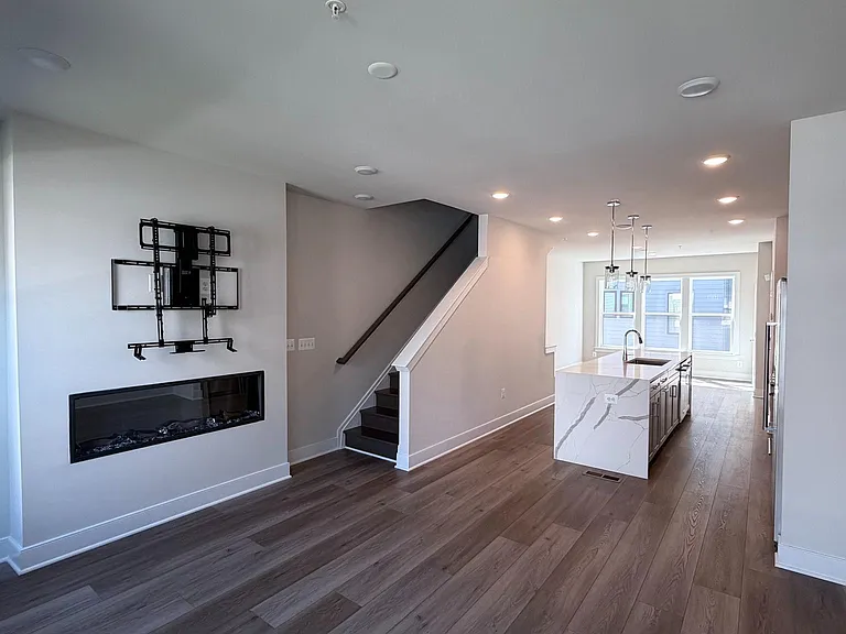 12742 Verdant Way — Photo 9