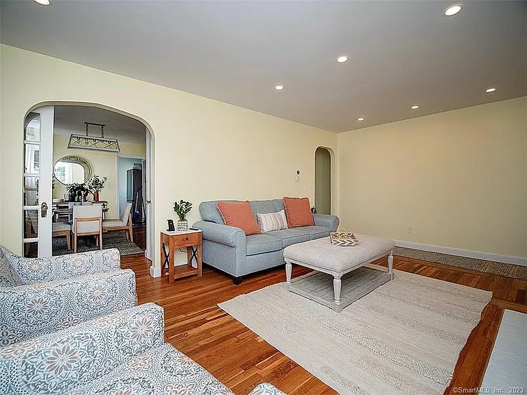 30 Seaview Ave — Photo 12