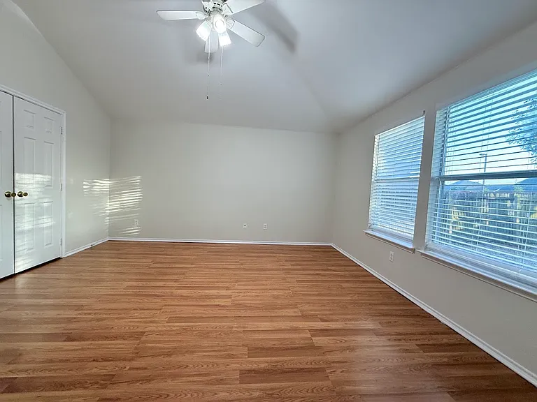 2909 Windhaven Dr — Photo 11