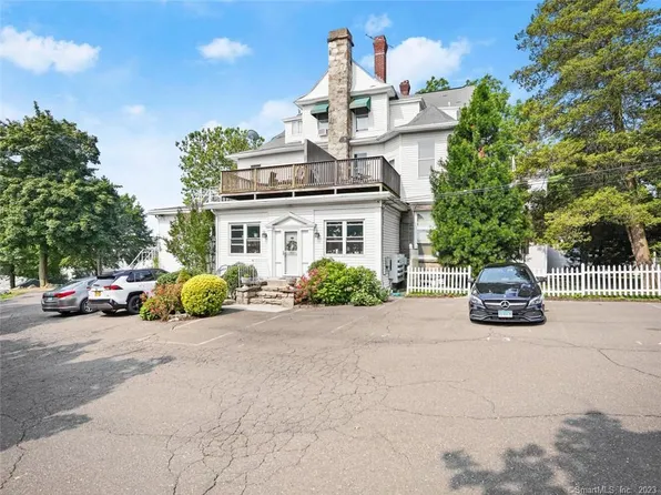 5 Hundley Court #1B, Stamford, CT 06902