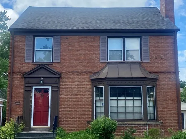 2460 Traymore Rd, University Heights, OH 44118