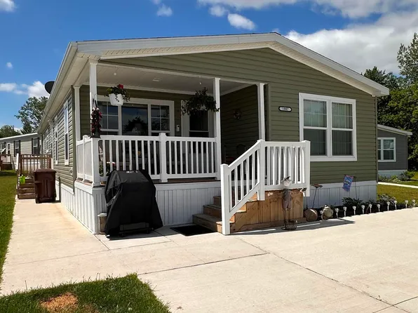 1087 Hemlock Dr, Mount Pleasant, MI 48858
