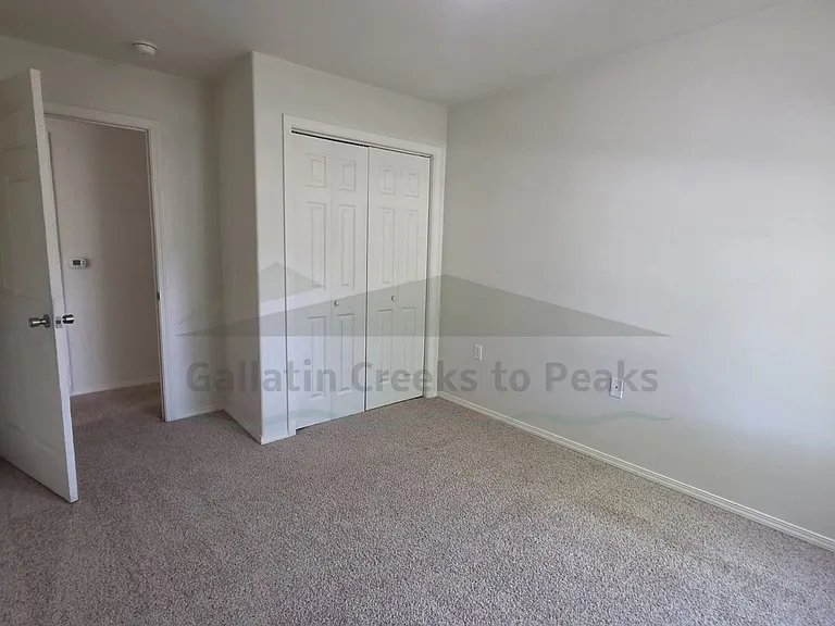 1098 Longbow — Photo 2