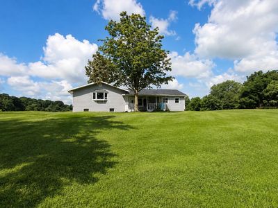 8922 N 750 E, New Carlisle, IN, 46552
