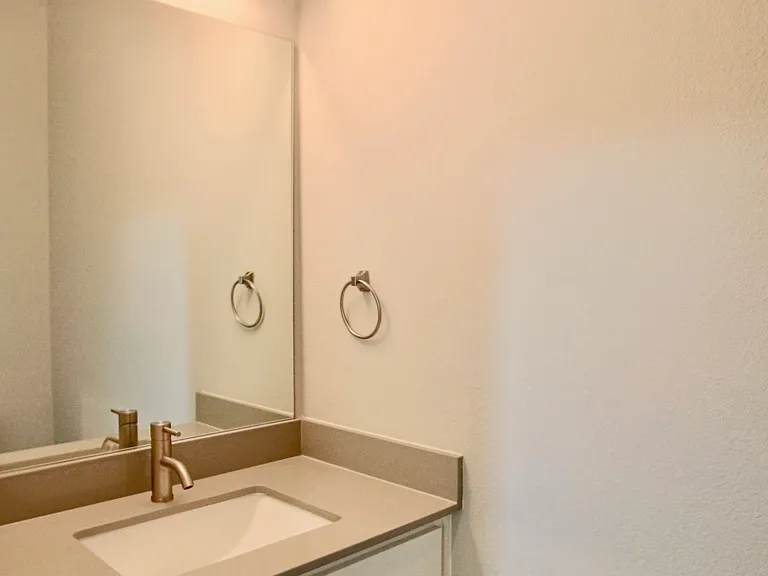 6204 Langham St — Photo 29