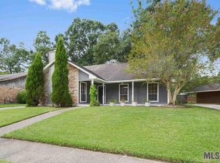 4112 Country Hill Dr, Baton Rouge, LA 70816