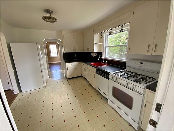 2nd image of 23 Salem Dr