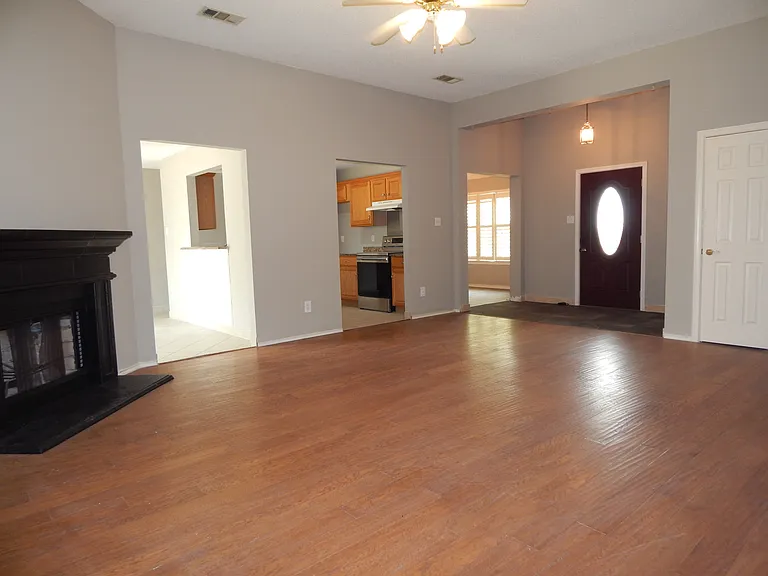 10013 Country View Ln — Photo 13