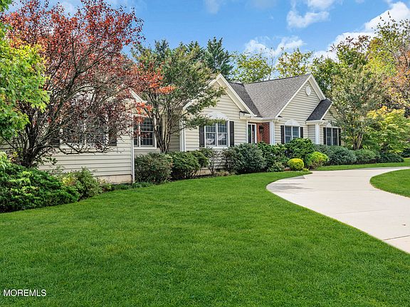 4th image of 14 Winhar Place