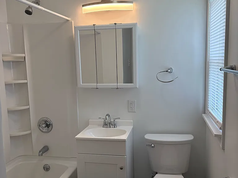 100-41B Midland Heights Cir #B — Photo 6