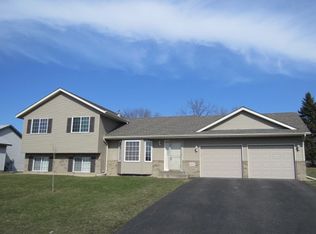 5540 Lambert Ave NE, Albertville, MN 55301