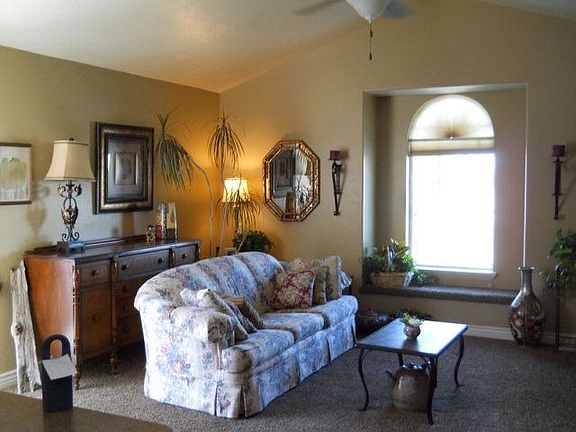 2nd image of 399 Ensign Dr