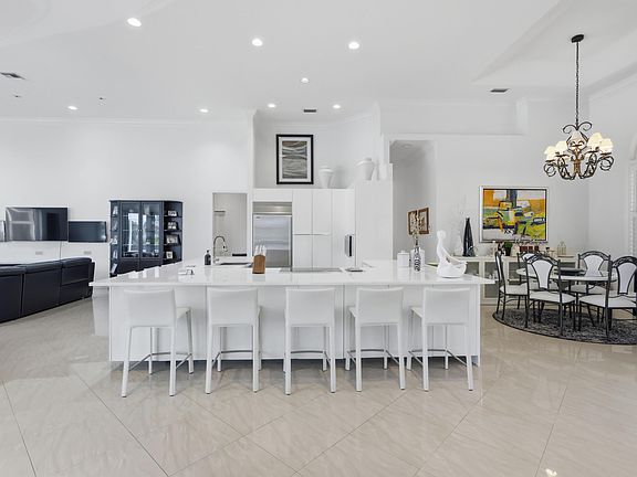 5th image of 7079 NW 68th Drive