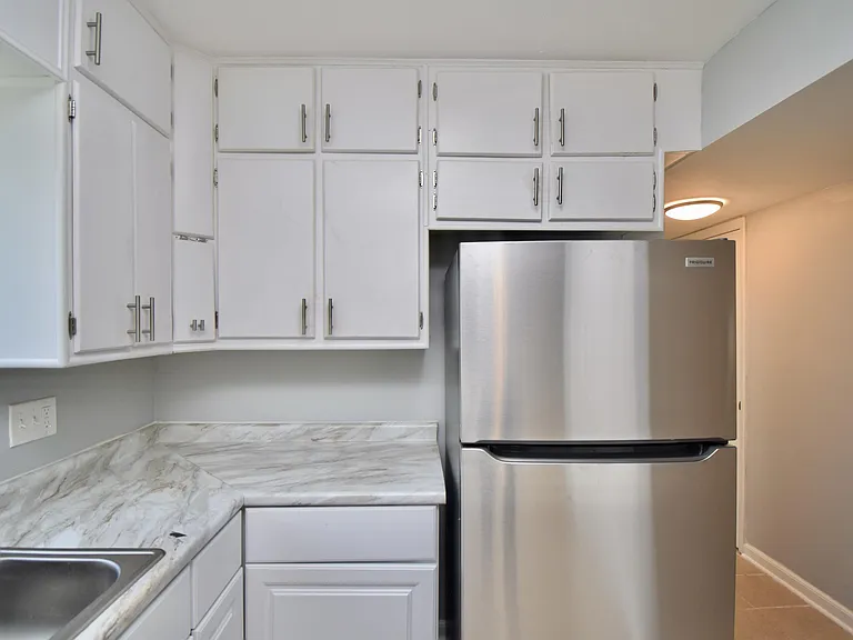 3918 Eddystone Dr — Photo 5