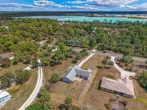 3rd image of 1281 9th St SW