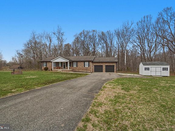 2nd image of 1970 Lowery Rd