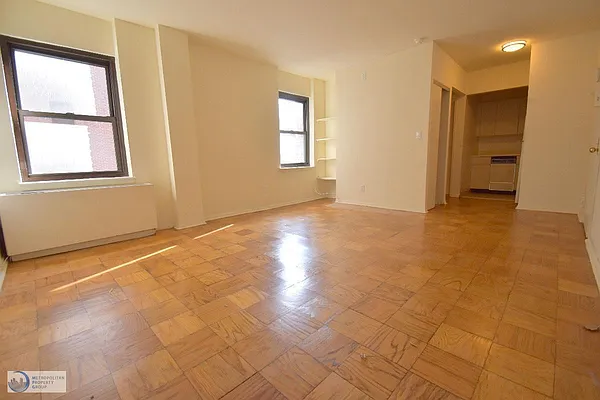 Rented by ELK Investors | media 5