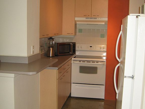3rd image of 2800 N Orchard St APT 610