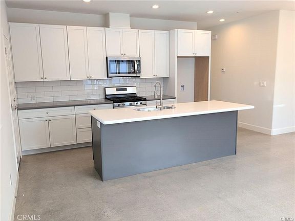 2nd image of 1452 Ronald Way