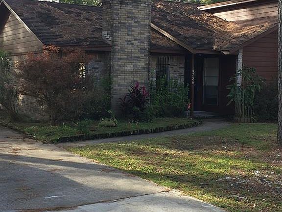 3rd image of 9726 Bayou Woods Dr