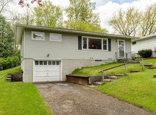 117 Sargent Ln, Liverpool, NY 13088