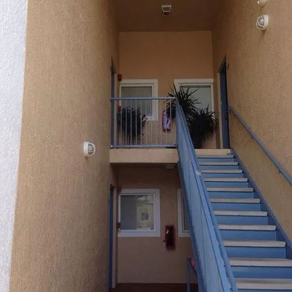 522 Villa Del Sol Cir #203 — Photo 4