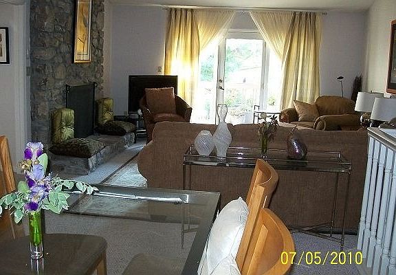 Cozy and welcoming Living Room