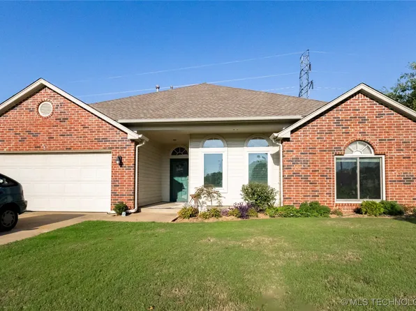 8474 S Murphree Dr, Broken Arrow, OK 74014