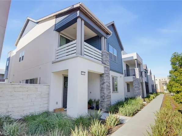 27143 Scrub Oak Ct, Valencia, CA 91381