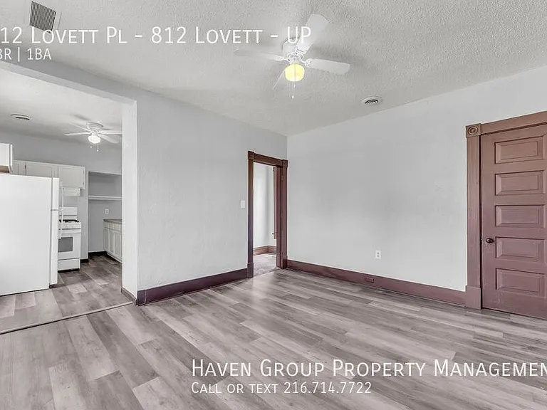 812 Lovett Pl #812 — Photo 4