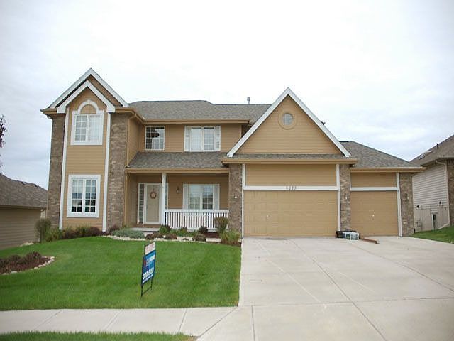 1st image of 6223 N 165th St