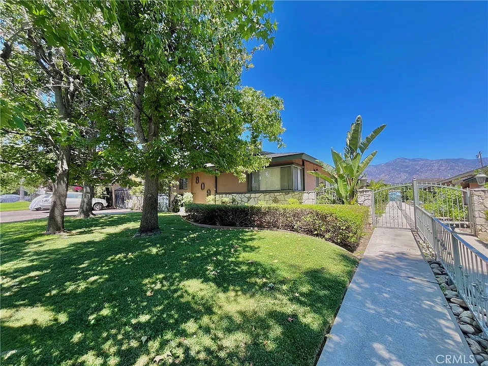 809 Fairview Ave #7
