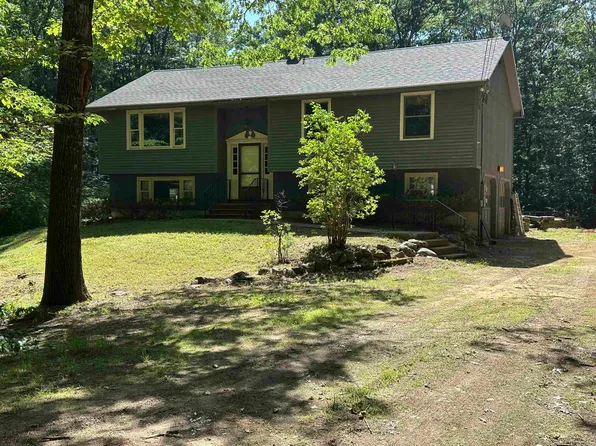 42 Great Oak Drive, Chester, NH 03036