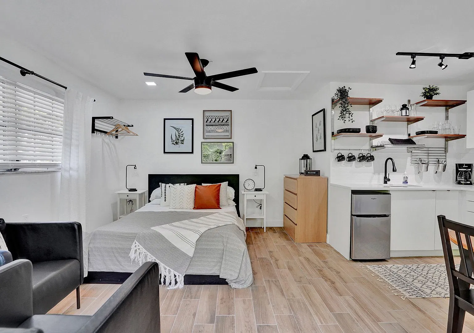 3218 SE 11 street unit B — Photo 1