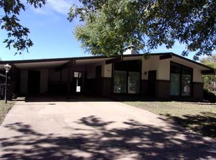 325 N B St, Arkansas City, KS 67005