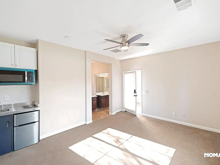3853 Mira Arena — Photo 5