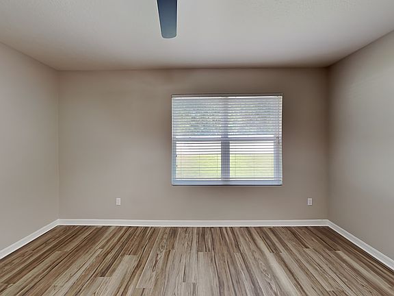 3rd image of 35788 Jenny Lynne Cir